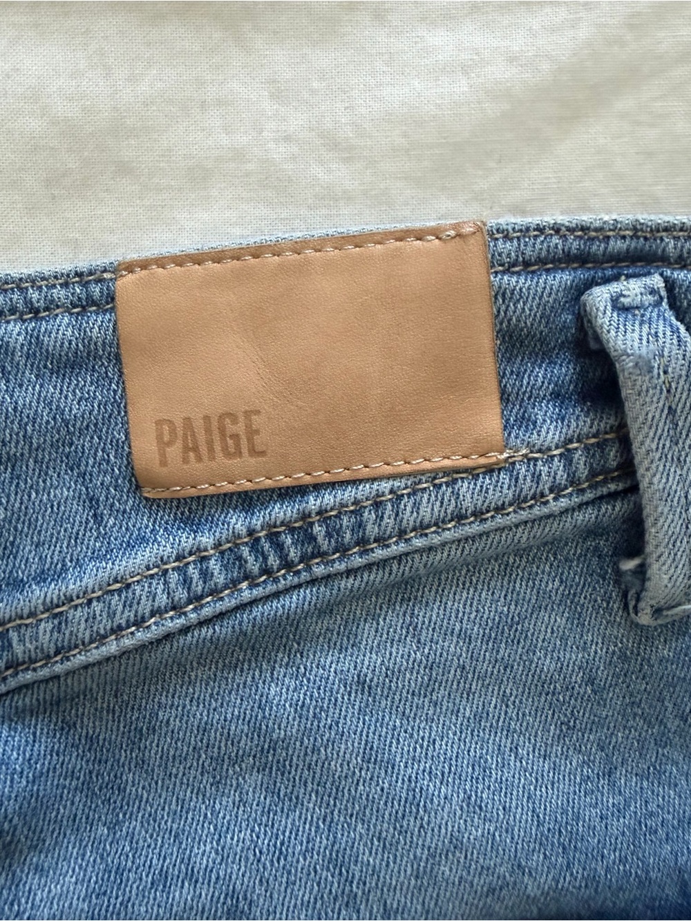 PAIGE Denim Light Wash Sarah Straight Ankle Jeans Size 28 Like New - Picture 11 of 16